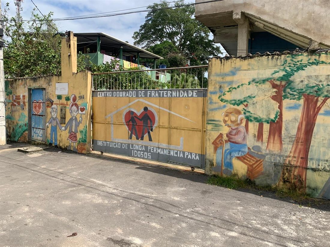 Fachada do Centro Dourado